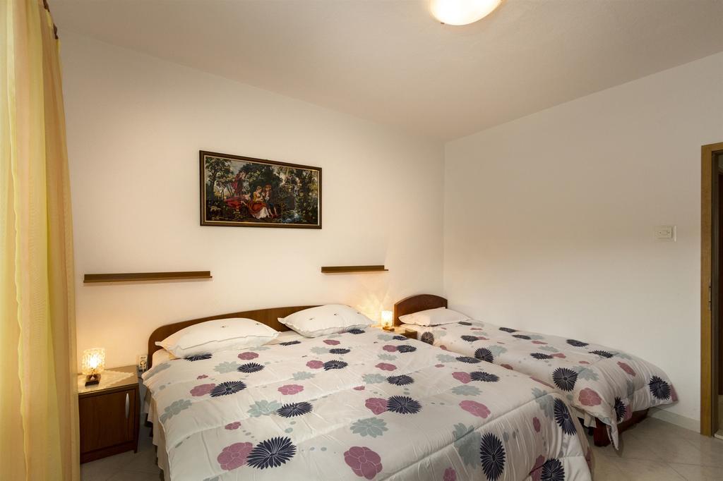 Apartment Mery Povlja (Brac) Exterior foto